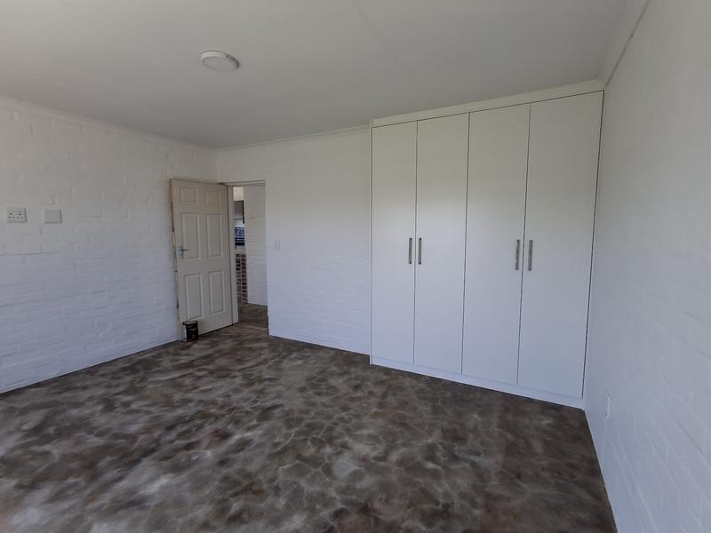 2 Bedroom Property for Sale in Britannia Bay Western Cape